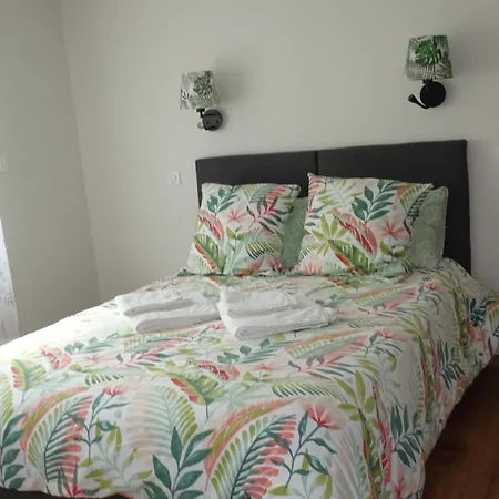 Au Pont De La Gineze Homestay Barjac (Lozere)