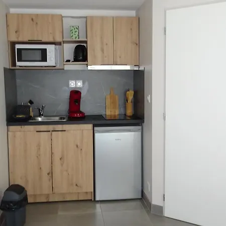 Au Pont De La Gineze Homestay *