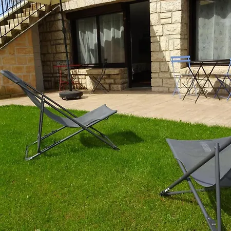 Au Pont De La Gineze Homestay